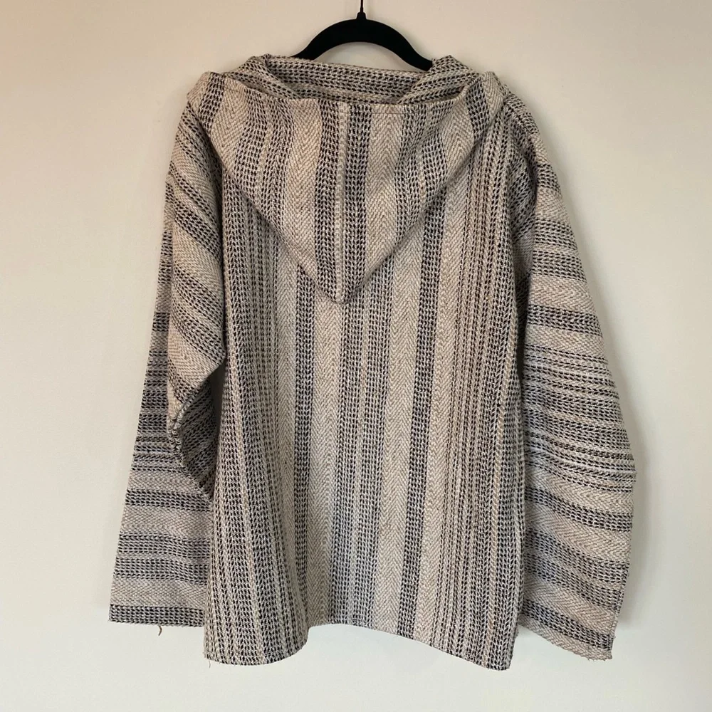 Authentic Rug Hoodie - Picture 4 of 8